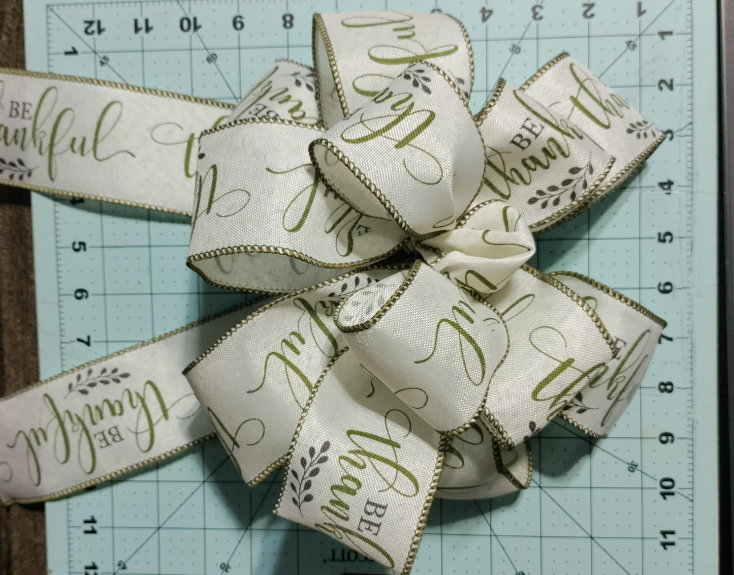 Wired Olive Green and Cream Be Thankful Bow