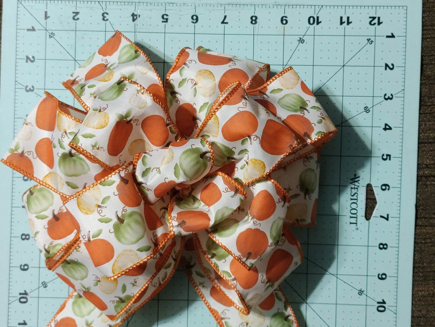 Wired Pumpkins Bow with Tail